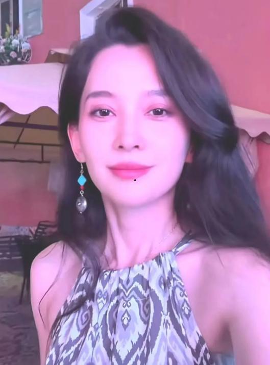 陈晨最新爆料消息新闻视频,最新新闻视频揭秘事件真相